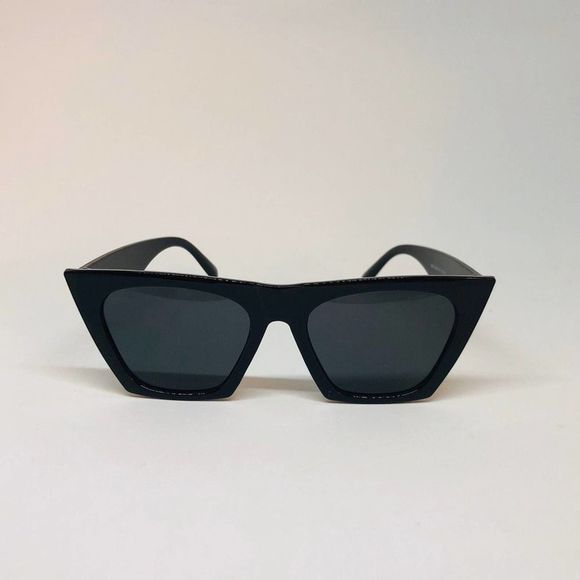 Accessories - Large cat eye black frame sunglasses